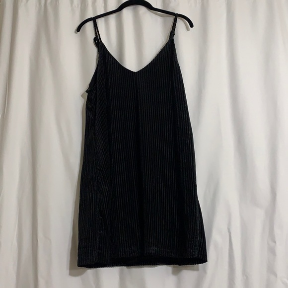 Black dress, Medium, worn once! - Picture 1 of 3